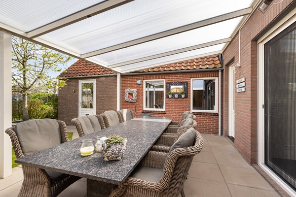 Foto - Te koop:  Royale twee-onder-een-kapwoning met comfort en ruimte!